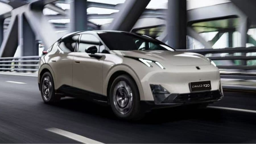 So sánh chi tiết Lynk & Co 02 và Subaru Crosstrek 2026: SUV điện công nghệ hay SUV Nhật bền bỉ, đâu là lựa chọn phù hợp?