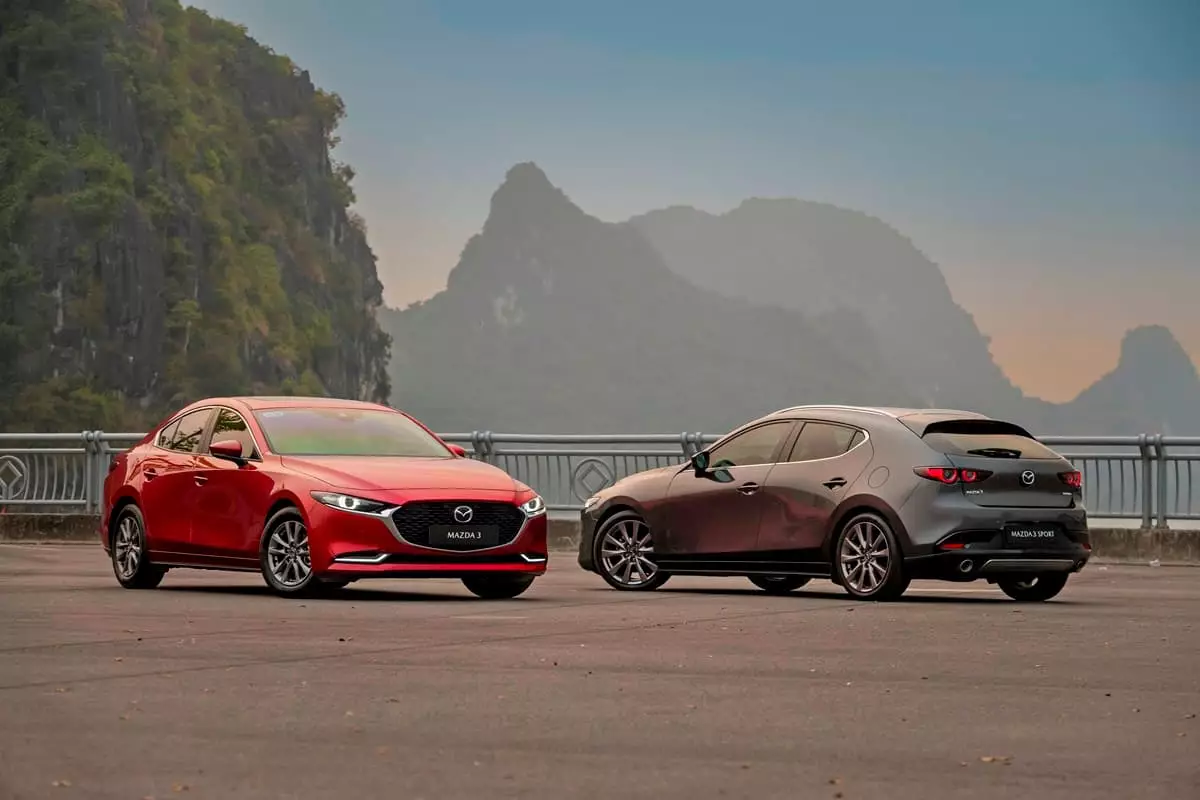 Xe Sedan