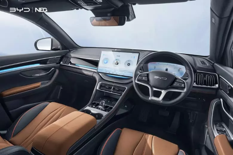 nội thất byd sealion 6