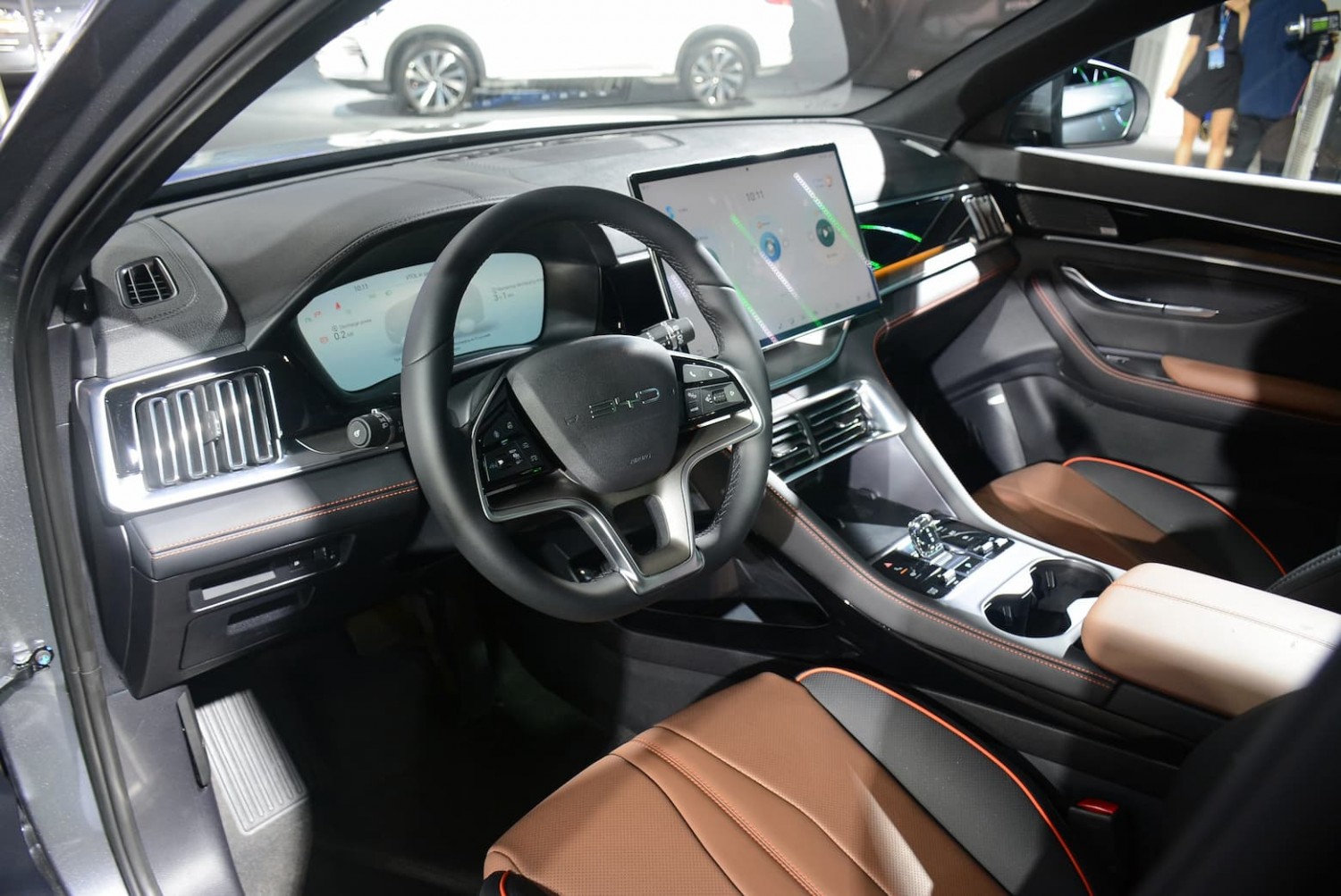 nội thất byd sealion 6