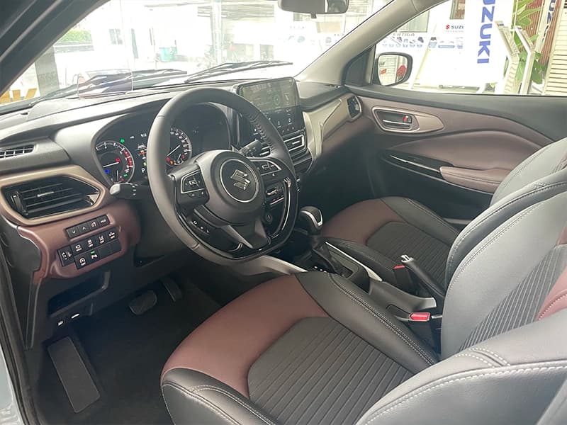 nội thất suzuki fronx