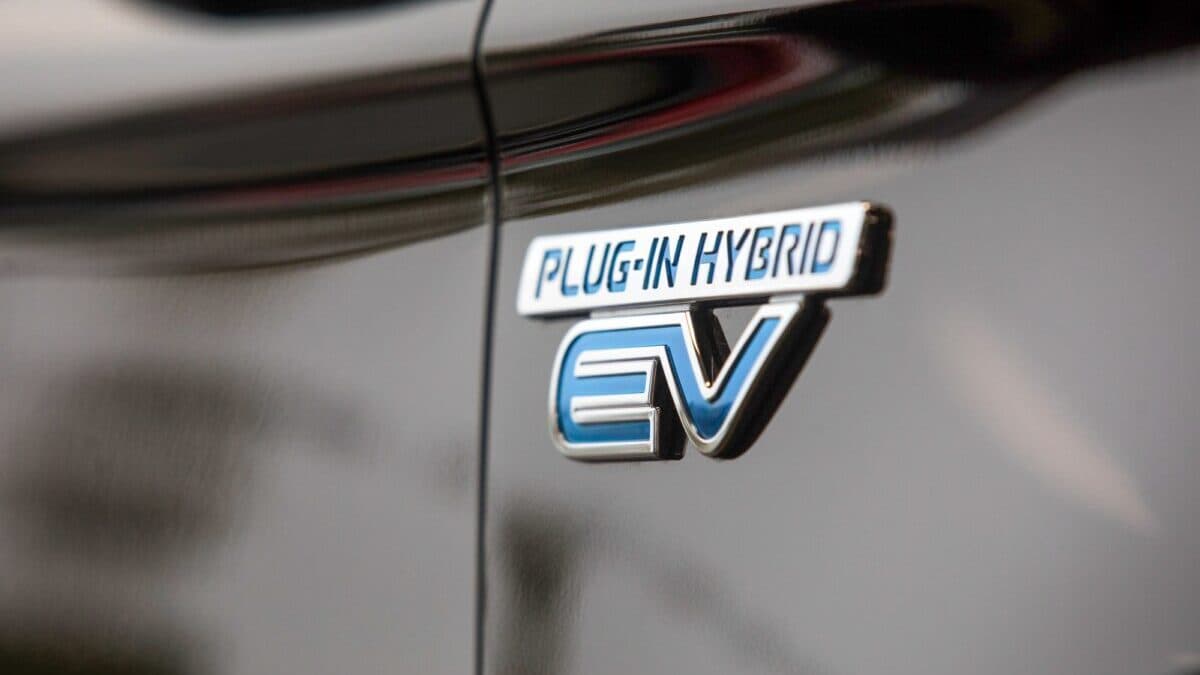 Pin trên xe PHEV có độ bền bao lâu? Những thông tin cần biết và chi phí thay thế pin PHEV