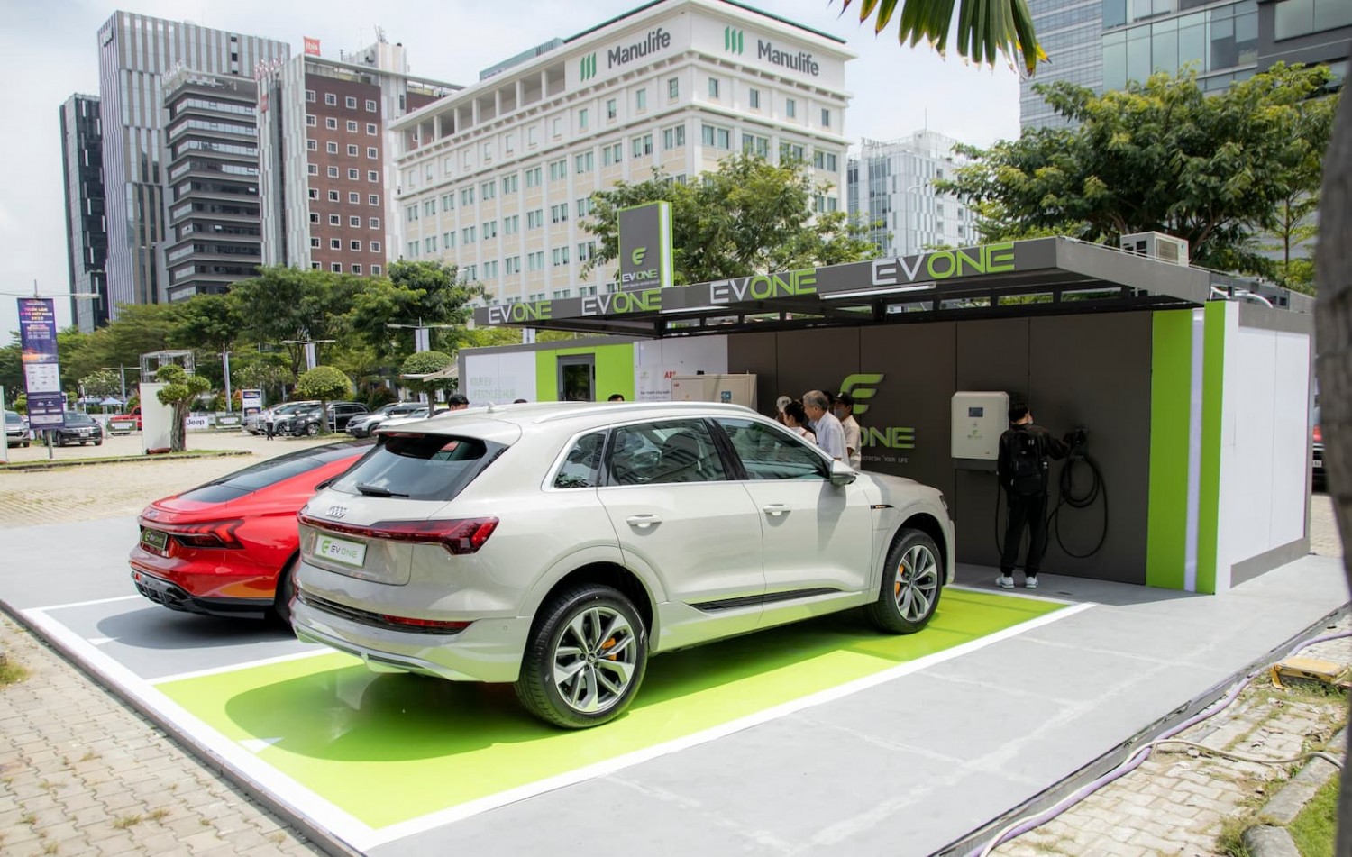 Trạm sạc điện ô tô EV One