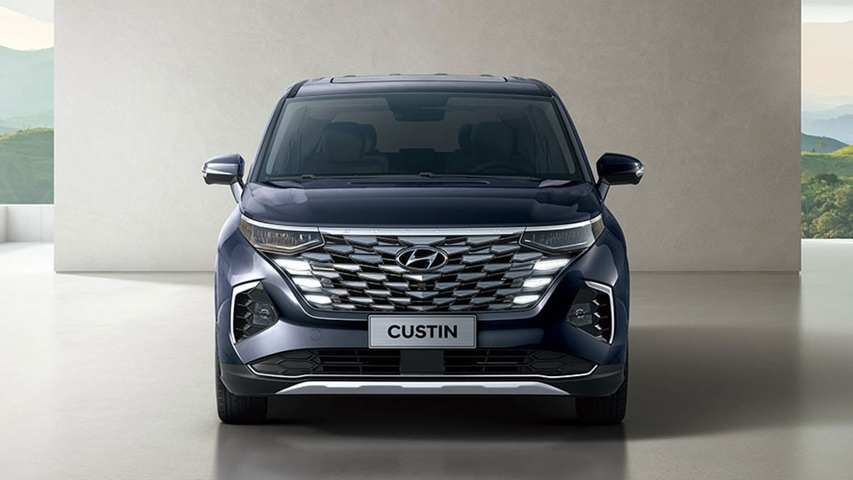 Hyundai Custin