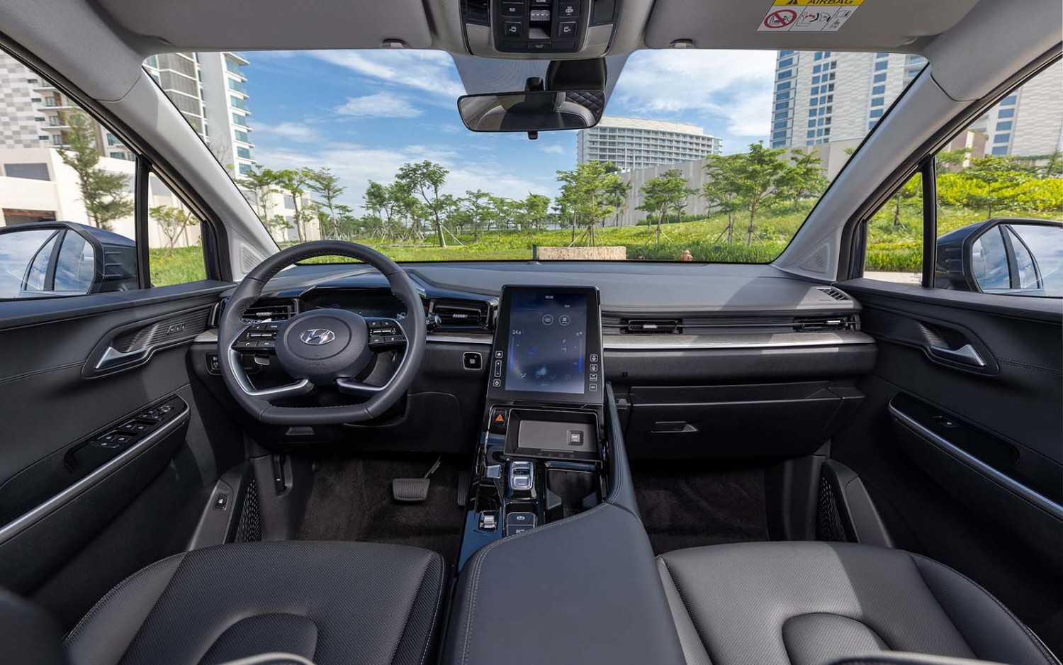 Hyundai Custin