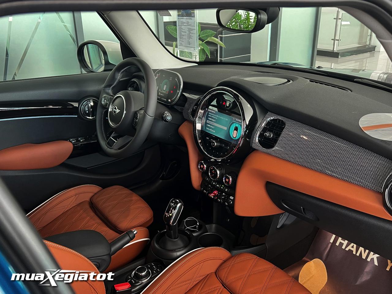 Mini Cooper 5 Cửa