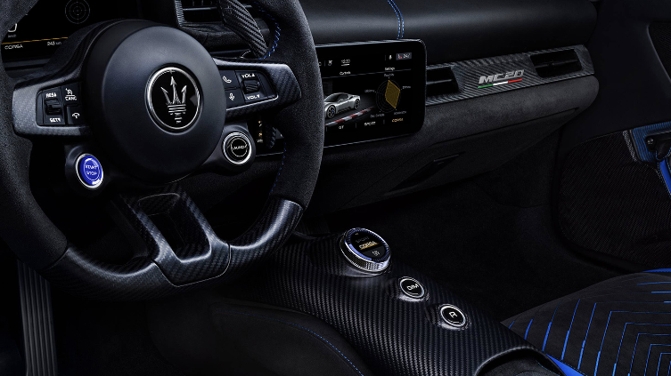 Maserati MC20