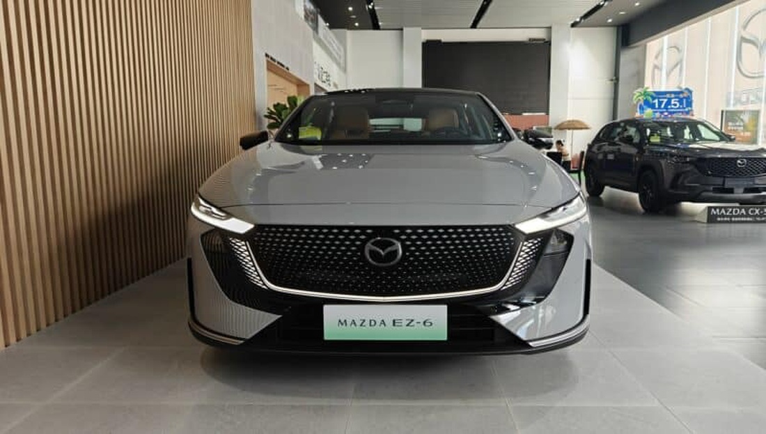 Mazda EZ-6