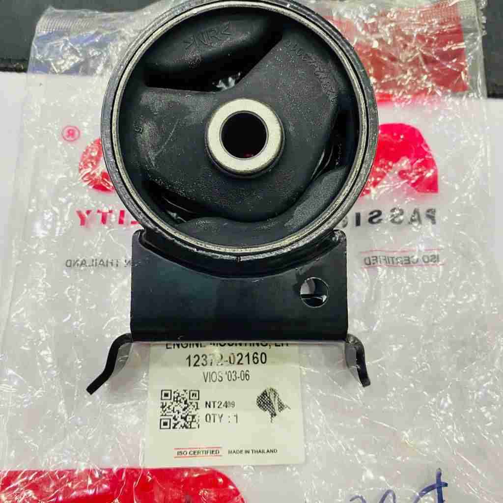 Cao su chân hộp số toyota vios 2003 - 2008