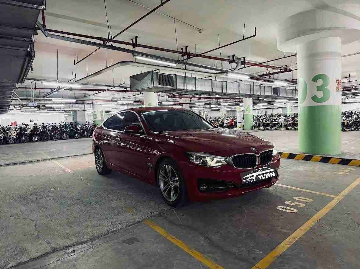 Động cơ BMW 320i