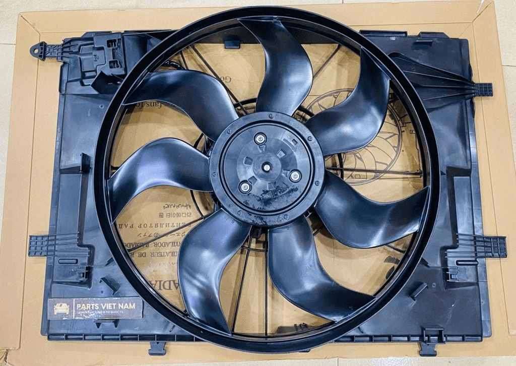 Cụm lồng quạt két nước china mercedes c200, c250, c300, c350, c63...