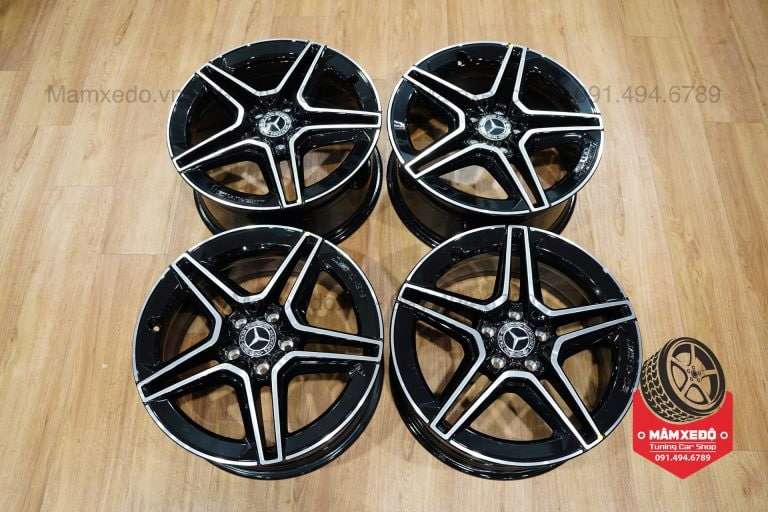 Mâm xe mercedes benz 18 inch amg c300 black