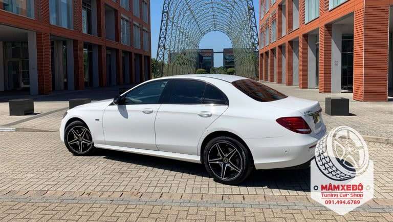 Mâm xe mercedes benz e300 18 inch amg model 2021