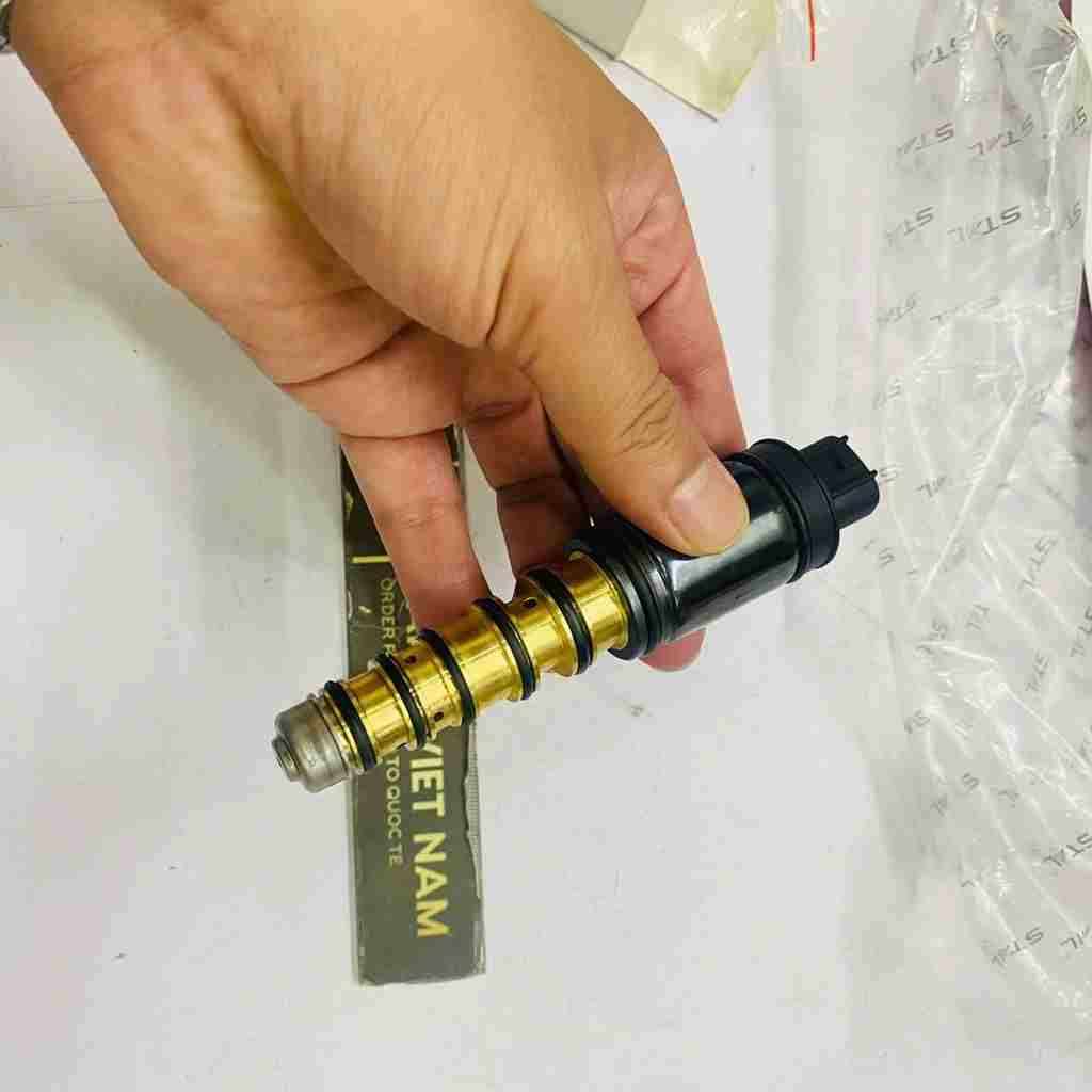 Van đuôi lốc lạnh toyota rav4, camry 2.4l 2006-2012