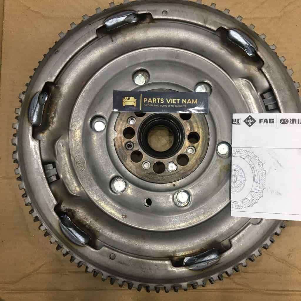 Bánh đà kép nissan navara 2007 - 2013 luk