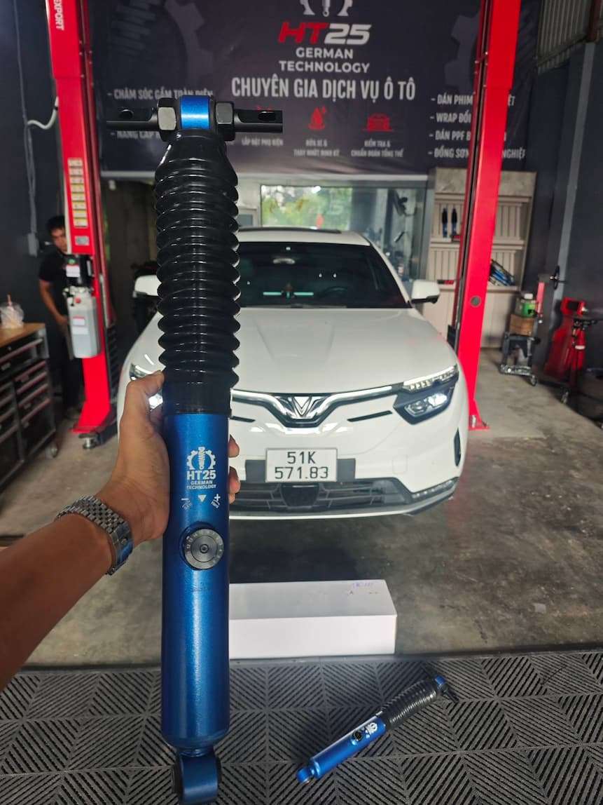 Phuộc độ cho VF8