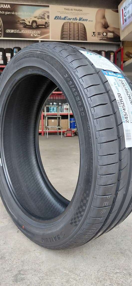 Lốp xe Sailun 245/45R20