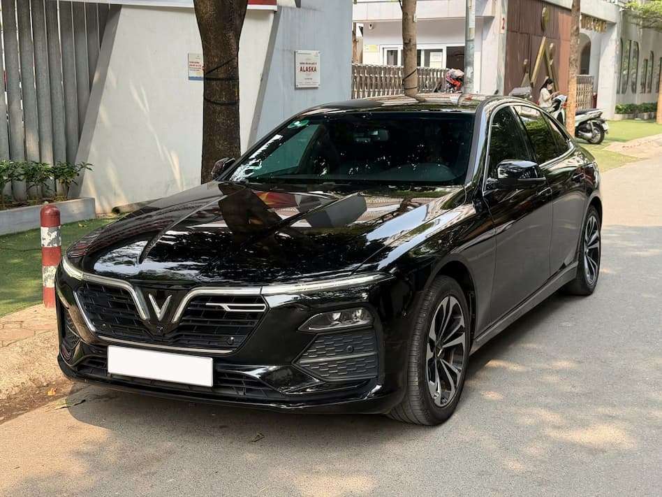 Mua xe Lux A cũ