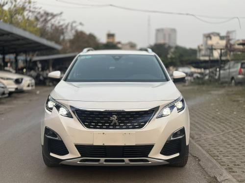 Bán xe Peugeot 3008 Allure 1.6 AT 2021, màu trắng.