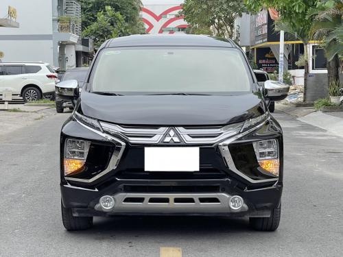 Bán xe Mitsubishi Xpander 1.5 AT 2021, màu đen.
