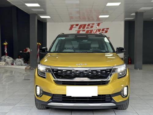Bán xe Kia Seltos Premium 1.4 AT 2023, màu vàng.