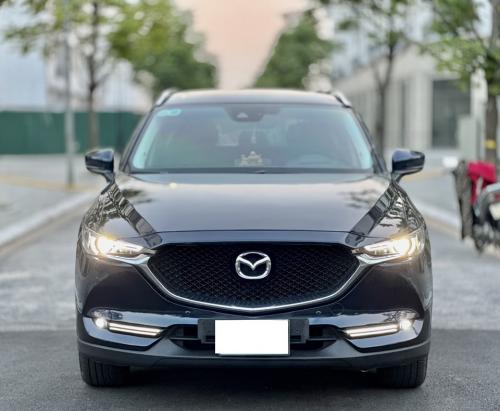 Bán xe Mazda CX5 2.5 AT 2WD 2019, màu xanh.