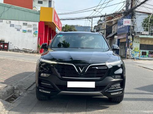 Bán xe Vinfast Lux SA2.0 Plus 2022, màu đen.