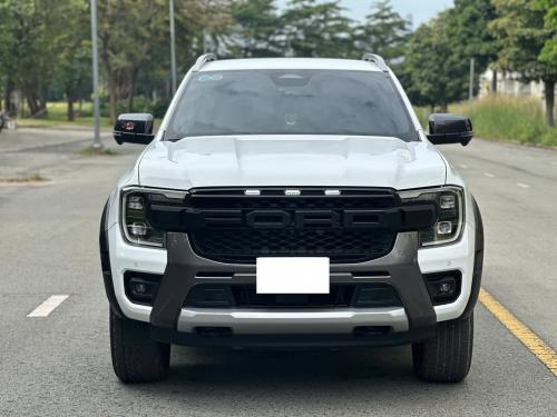 Bán xe Ford Ranger Wildtrak 2.0L 4x4 AT 2023, màu trắng.