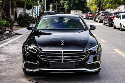 Mercedes-Benz E200 Exclusive sản xuất 2023  