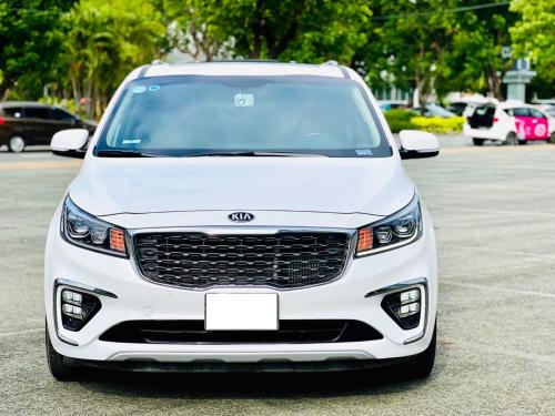 Bán xe Kia Sedona 3.3 GAT Premium 2020, màu trắng.