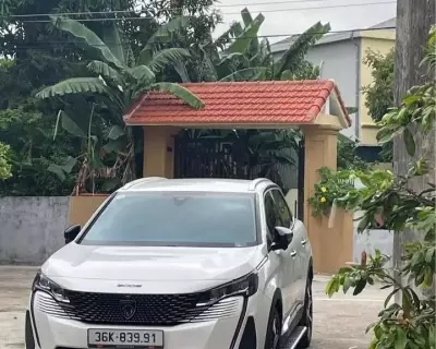 Cho thuê xe Peugeot 3008 tại Thanh Hoá