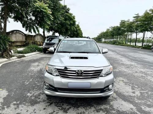 Bán xe Toyota Fortuner
