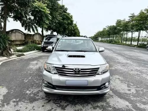 Bán xe Toyota Fortuner