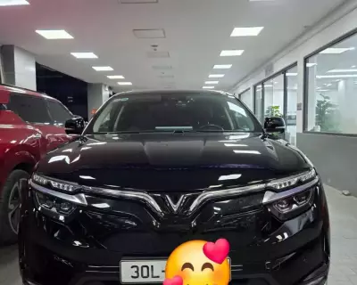 Cho thuê xe VinFast VF8 tự lái tại HN