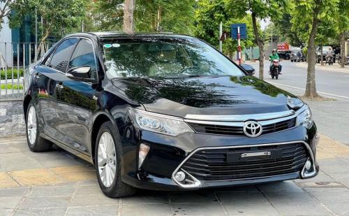 Bán Xe Toyota Camry 2017 2.0 E cũ