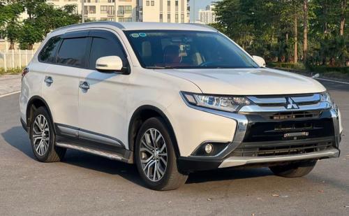 Bán Xe Mitsubishi Oulander 2.0 CVT 2018