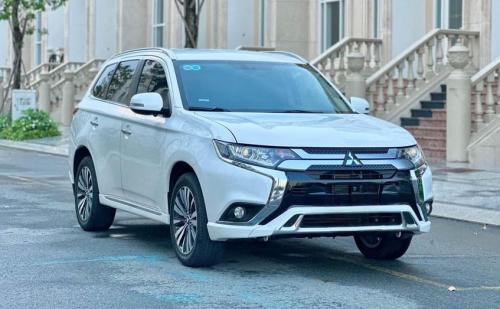 Bán Xe Mitsubishi Outlander 2022