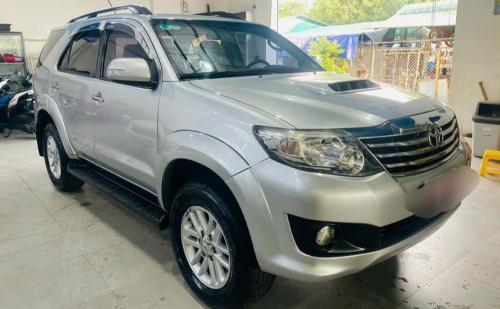 Bán Xe TOYOTA FORTURNER 2.4 G 2015