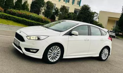 Bán Xe Ford Focus 2016 