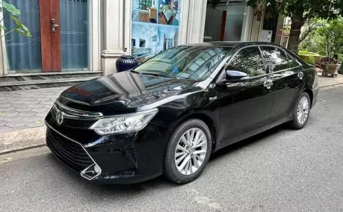 Bán Xe Toyota Camry 2017