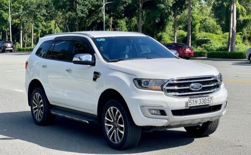 Bán Xe Ford Everest Titanium 2020