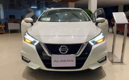 Bán Xe Nissan Almera