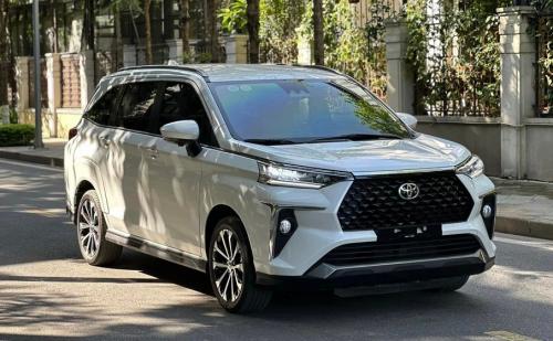 Bán Xe Toyota Veloz cross sx2023 TOP siêu lướt