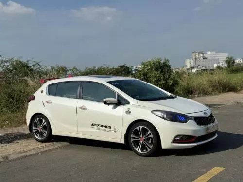 Kia CERATO, bản HATBACK