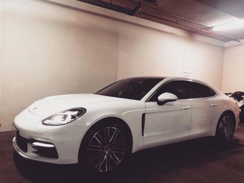 Bán xe Porsche panamera 2017