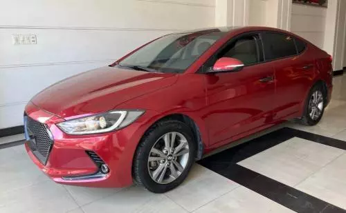 Bán Xe Hyundai Elantra 2016