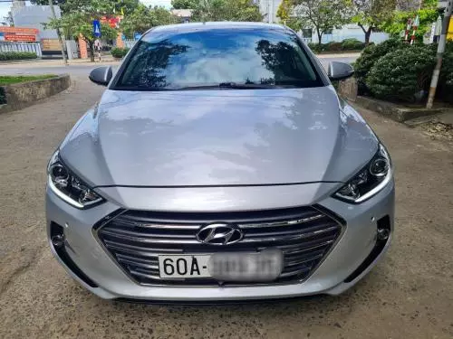 Bán xe Hyundai Elantra GLS 2017
