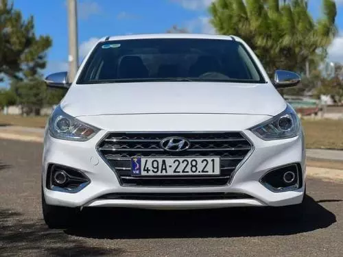 Bán xe Hyundai Accent 2018