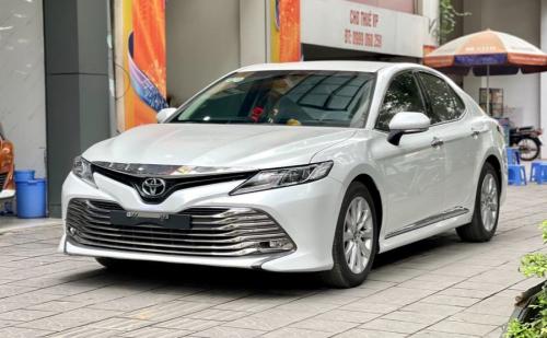 Bán Xe Toyota Camry 2.0G 2019