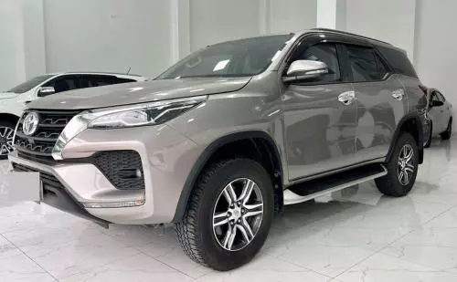 Bán Xe Toyota Fortuner 2.4AT 2022 siêu lướt